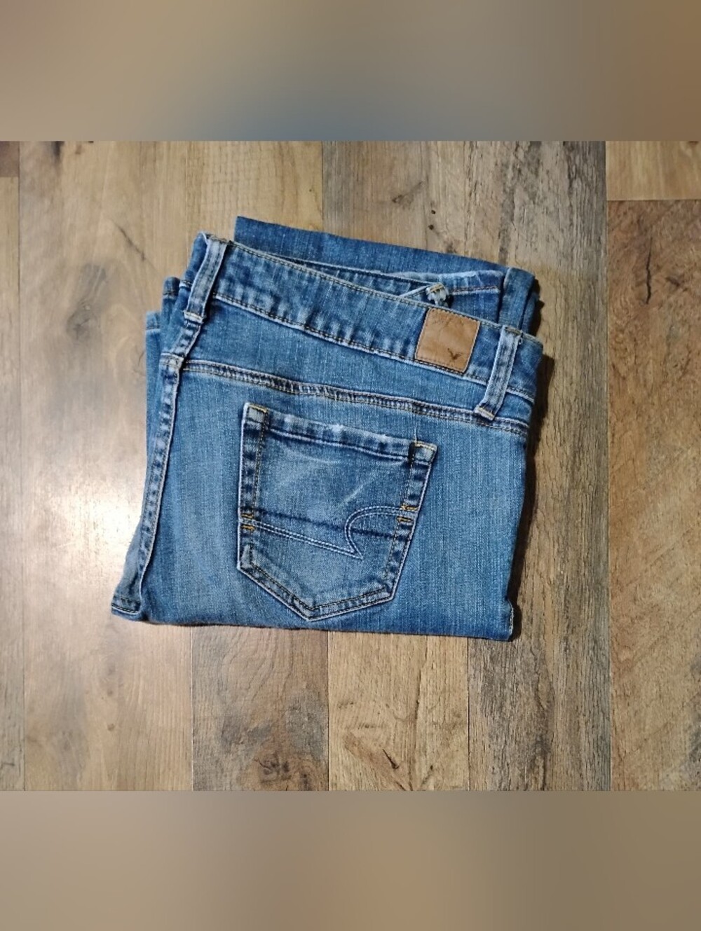 American Eagle Outfitters Favorite Boyfriend Jeans Women's Size: 12
